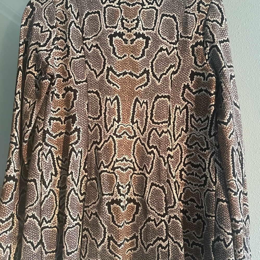 Cabi Python Double Breasted Size 4 Stretch Blazer… - image 6